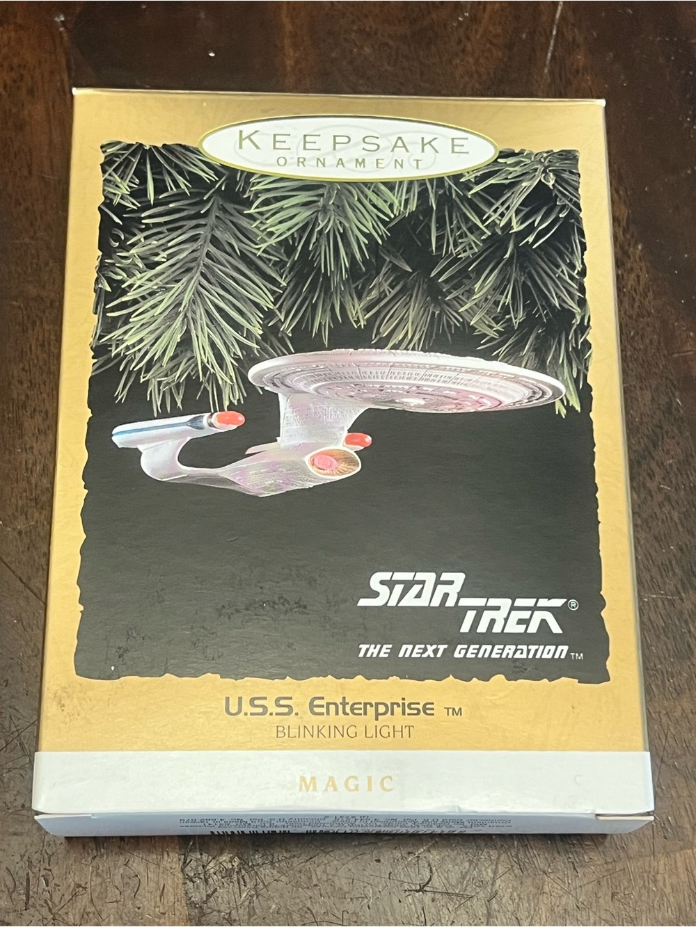Mint Hallmark Star Trek U.S.S Enterprise (NCC-1701-D) Ornament